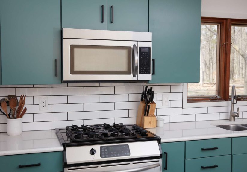 37 Green Kitchen Cabinet Ideas