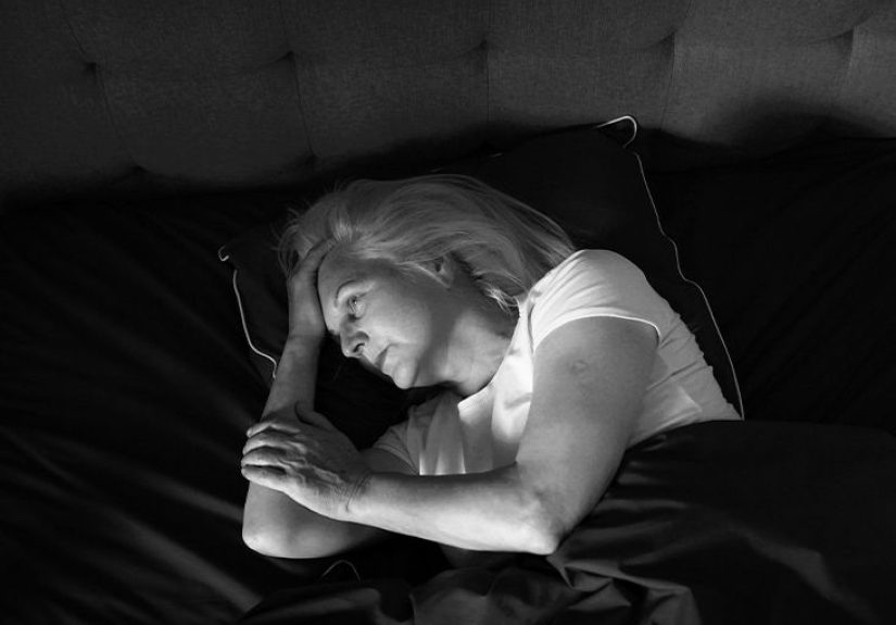 Anxiety dreams: Examples, causes, and how to stop