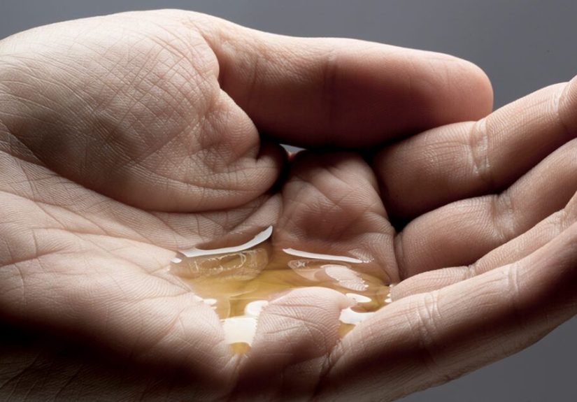 Can Baby Oil on Your Face Treat Any Skin Conditions or Moisturize?