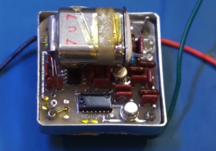 Inside A Vintage Oven Controlled Crystal Oscillator
