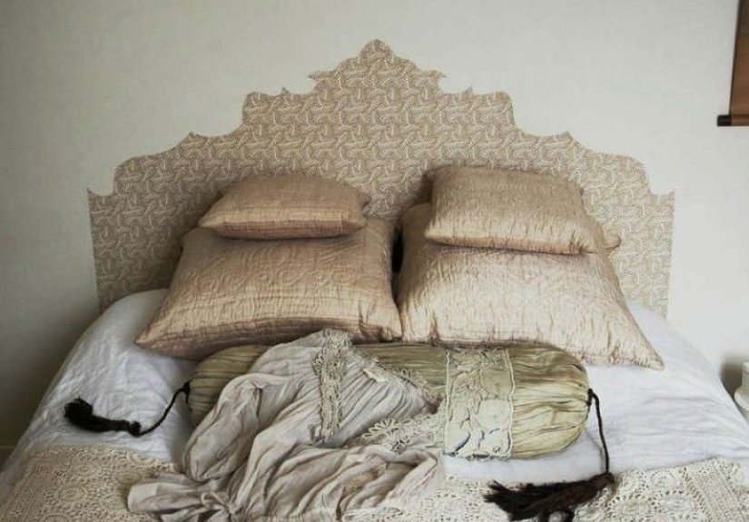 DIY: Wallpaper Headboard by Emma Cassi