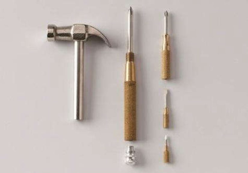 Hammer Screwdriver Combination Tool