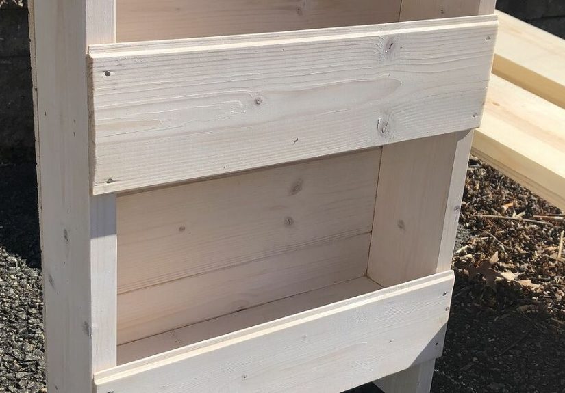 How to Build a Rustic Headbord On a Budget