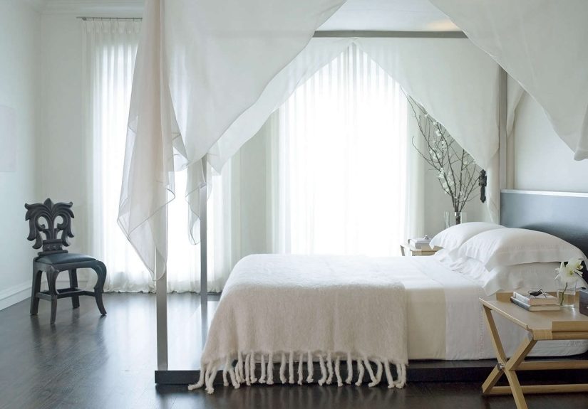 10 Easy Pieces: The Mohair Throw Blanket (A Stylist's Secret Weapon)