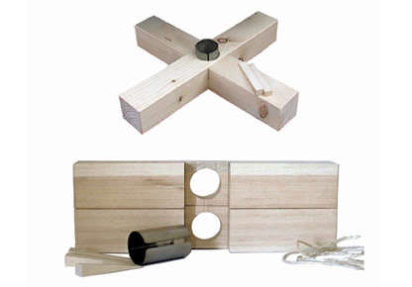 Accessories: Simple Christmas Tree Stand