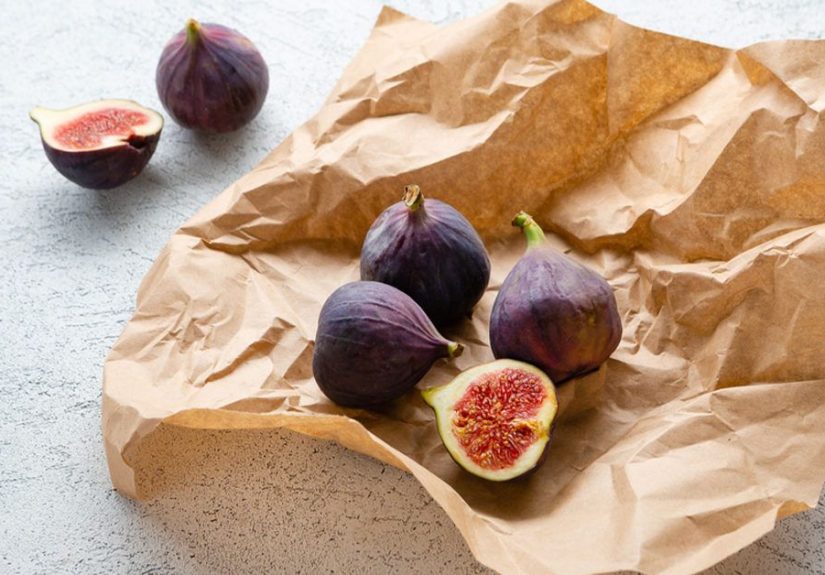 Figs: Nutrition, Benefits, and Downsides