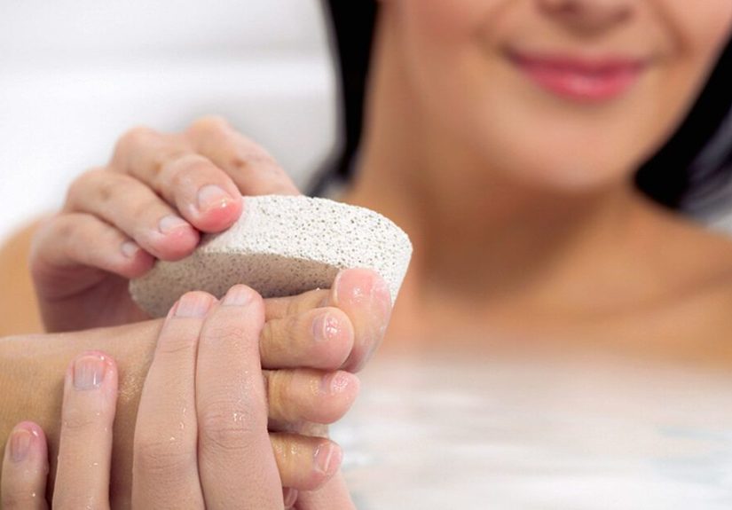 How to Use a Pumice Stone: Tools and Techniques