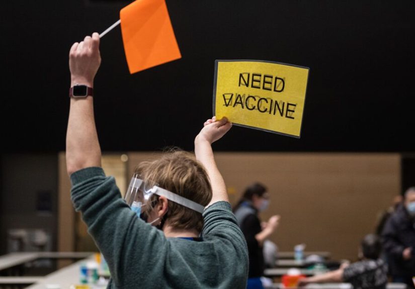 Should You Avoid Pain Relievers After the COVID-19 Vaccine?