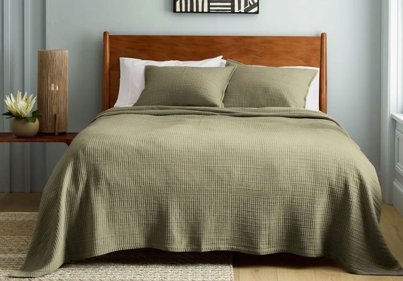 These 8 Quince Quilts Are Available in Fall Colors