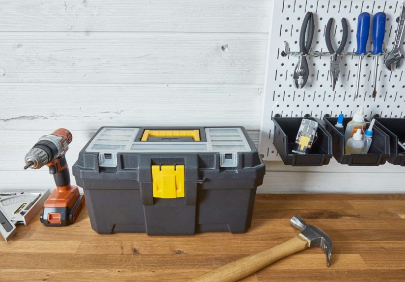 What You Need to Put Together a Basic Household Tool Kit