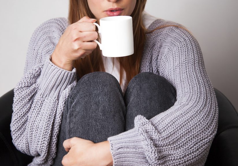 7 Ways to Treat Cold Hands and Feet This Winter - Tipsaholic